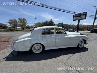 1956 Bentley S1 Antique - Antique for Sale in Morganville, NJ - Photo 10