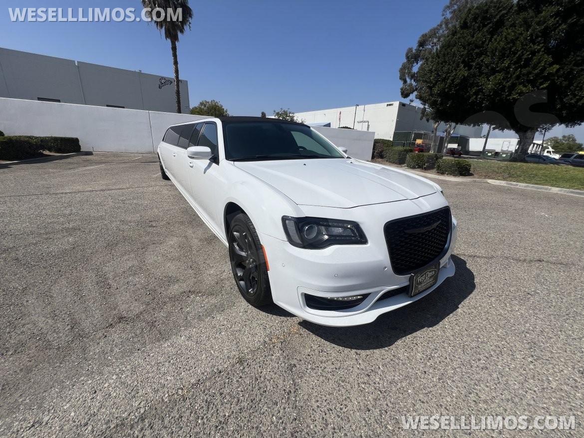 Limousine for Sale in Corona, CA - Photo 2