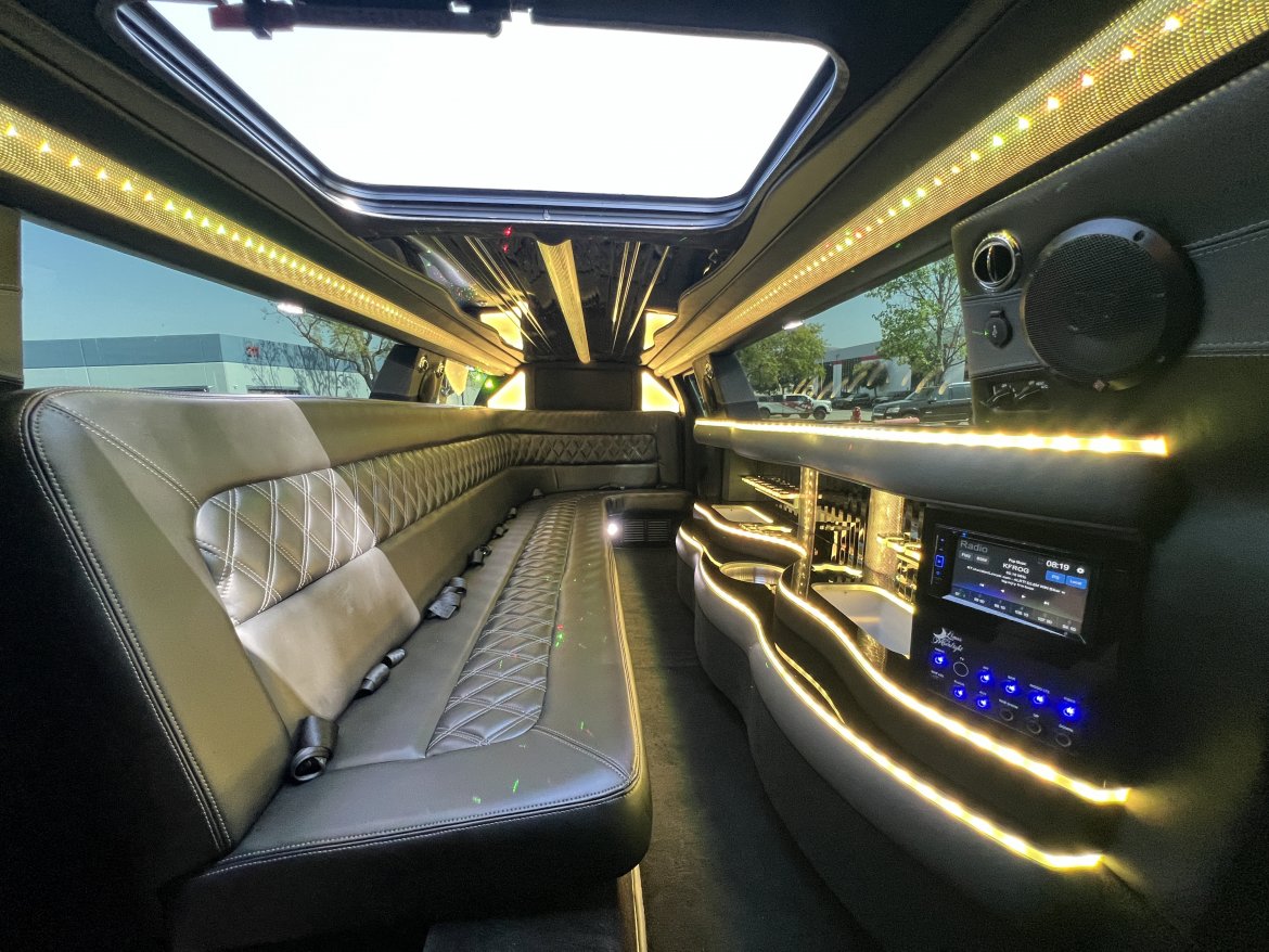 Limousine for Sale in Corona, CA - Photo 14