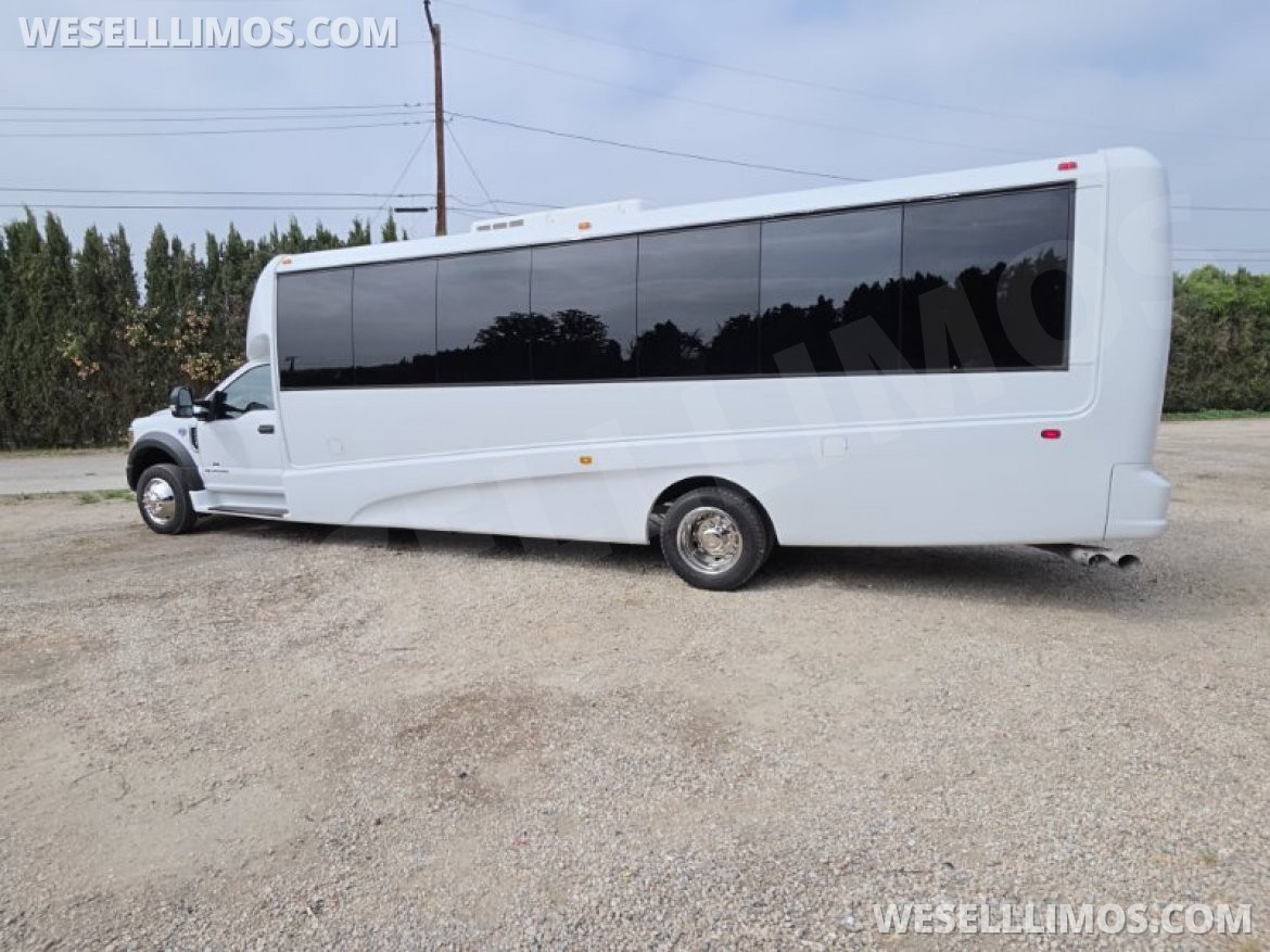 Shuttle Bus for Sale in Fontana, CA - Photo 11