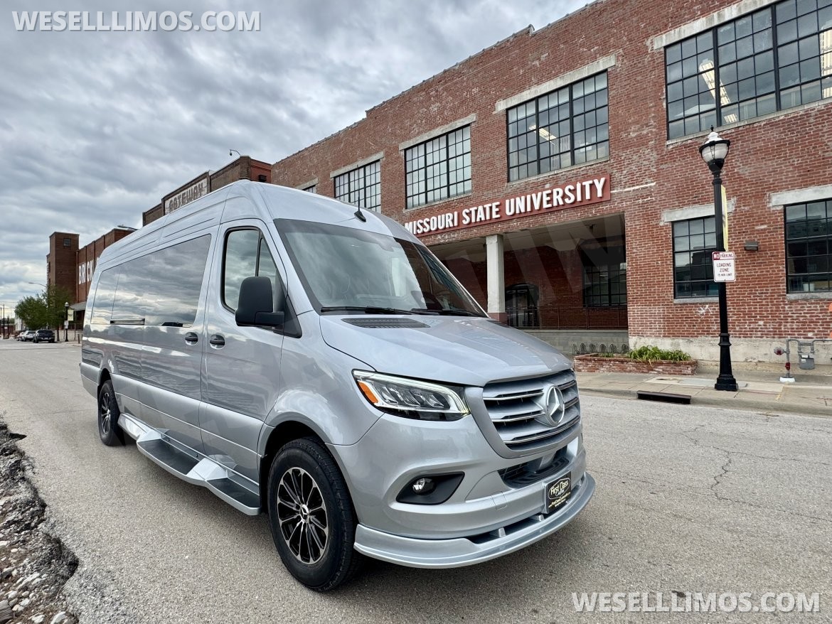 Sprinter for Sale in Springfield, MO - Photo 2