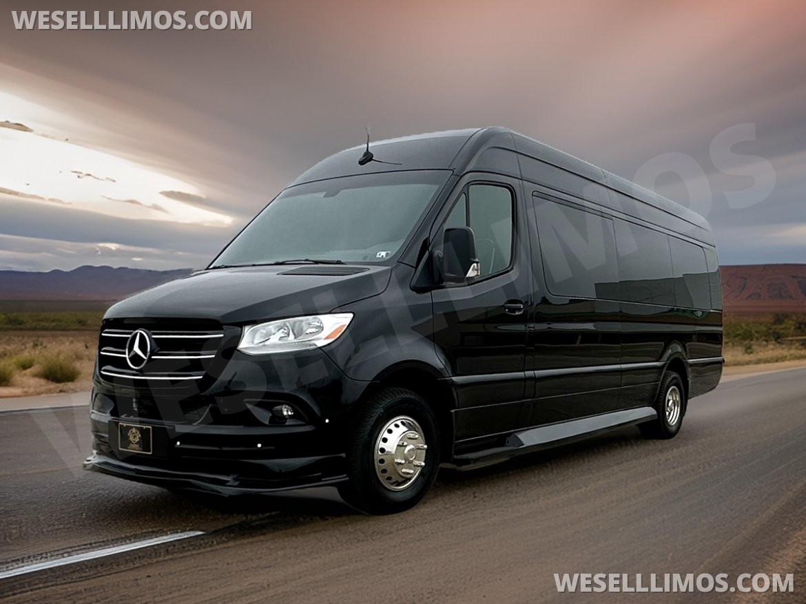 Limo Bus for Sale in Erie, PA - Photo 14
