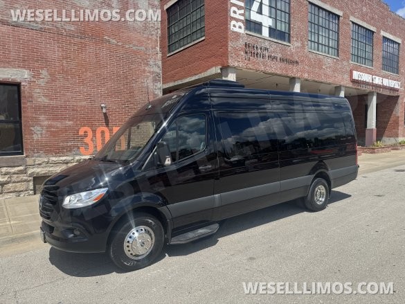 2022 Mercedes-Benz Sprinter Limo Sprinter for Sale in Springfield, MO - Photo 2