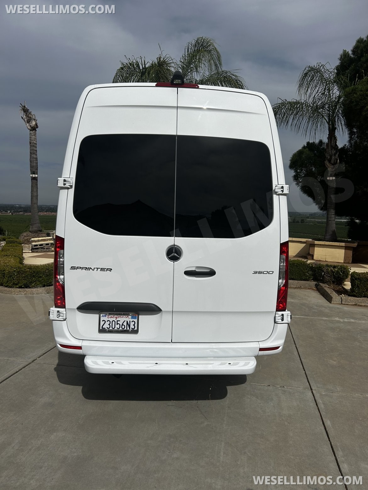 Limo Bus for Sale in Visalia, CA - Photo 6
