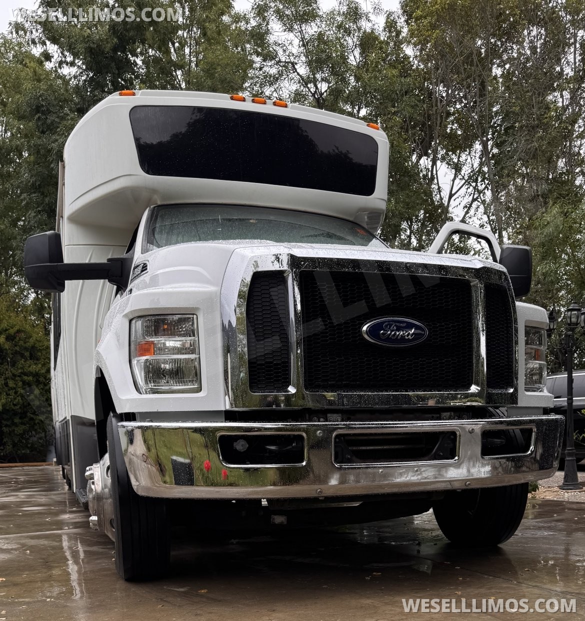Shuttle Bus for Sale in Los Angeles, CA - Photo 14