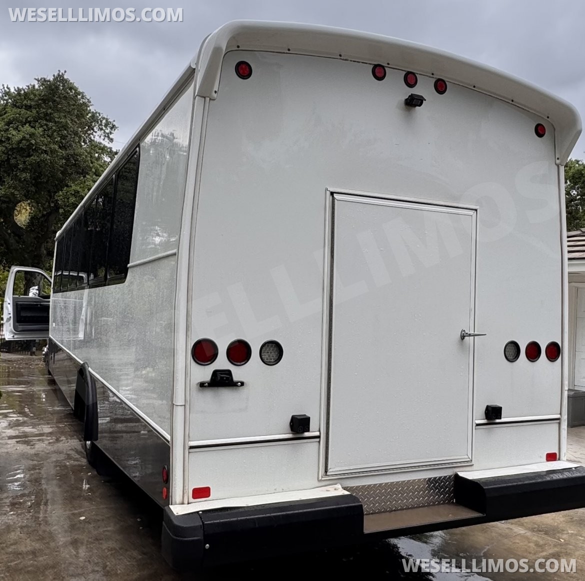 Shuttle Bus for Sale in Los Angeles, CA - Photo 30
