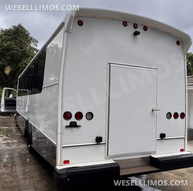 2020 Ford F650 50" by Factory - Shuttle Bus for Sale in Los Angeles, CA - Photo 30
