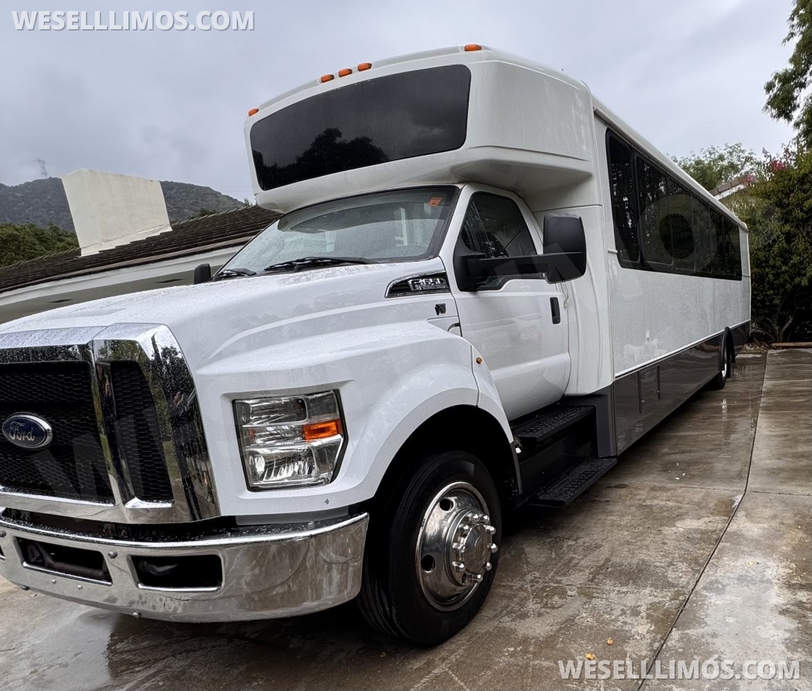 Shuttle Bus for Sale in Los Angeles, CA - Photo 15