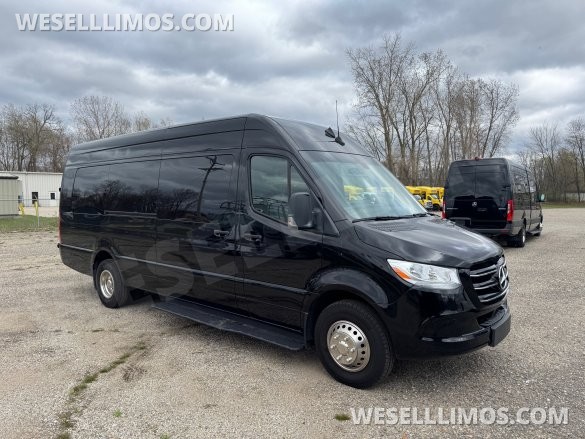 2025 Mercedes-Benz 3500 XD Executive Shuttle for Sale in Elkhart, IN - Main Photo