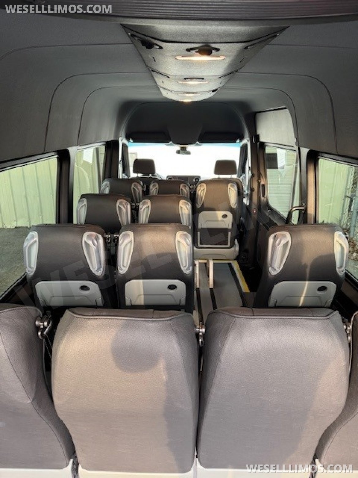 Executive Shuttle for Sale in Elkhart, IN - Photo 10