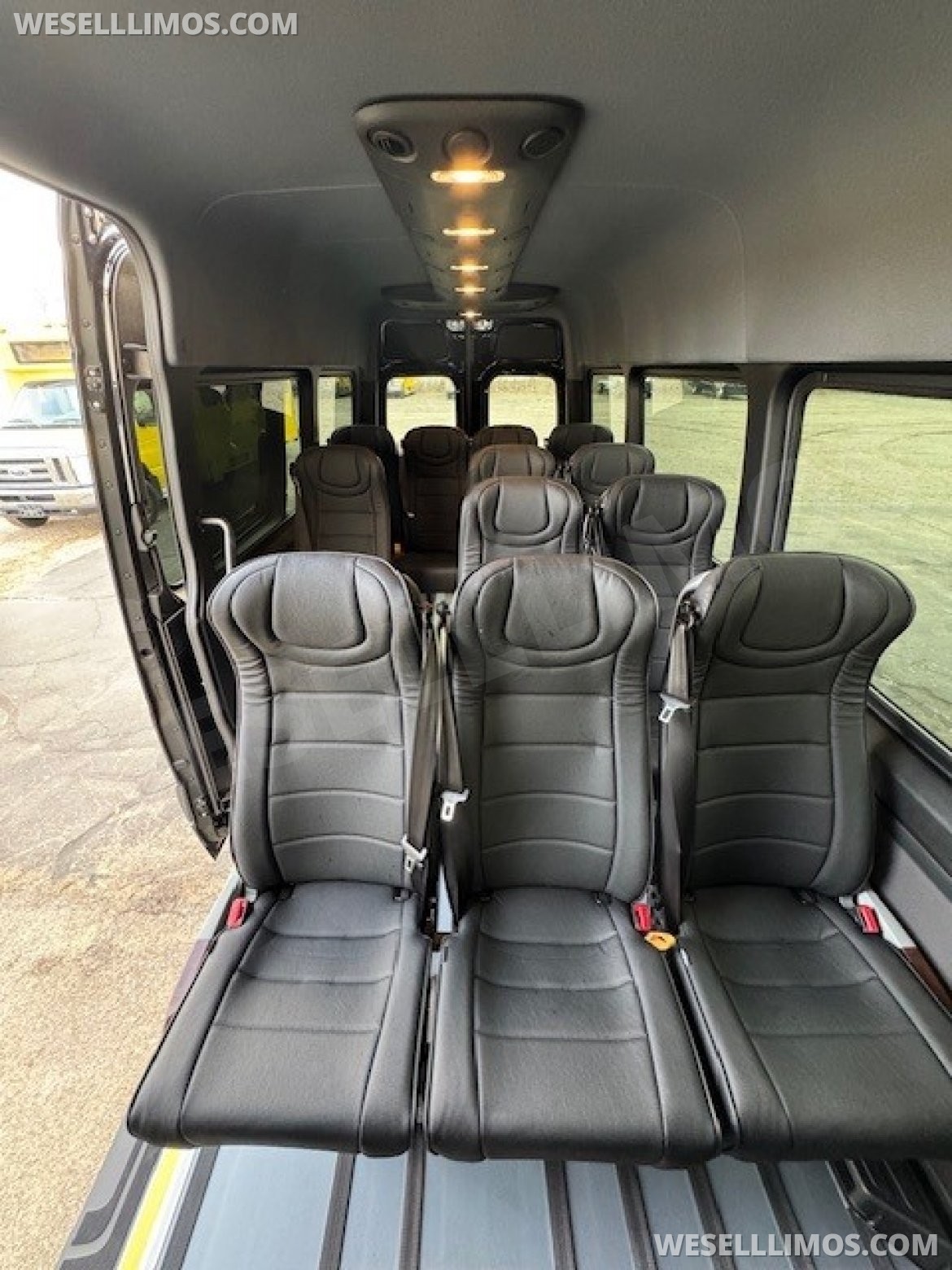 Executive Shuttle for Sale in Elkhart, IN - Photo 11