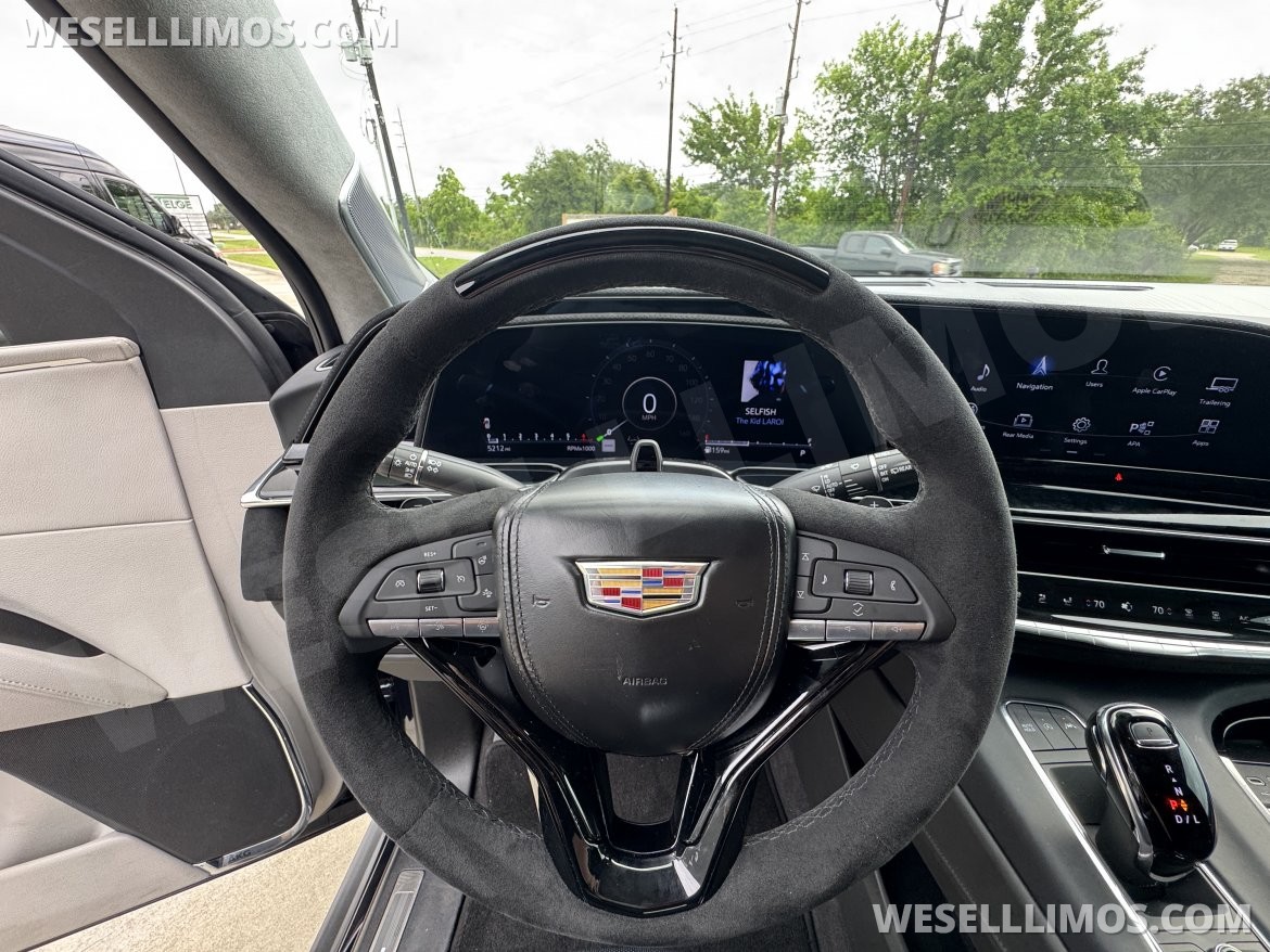 CEO SUV Mobile Office for Sale in Cypress, TX - Photo 10