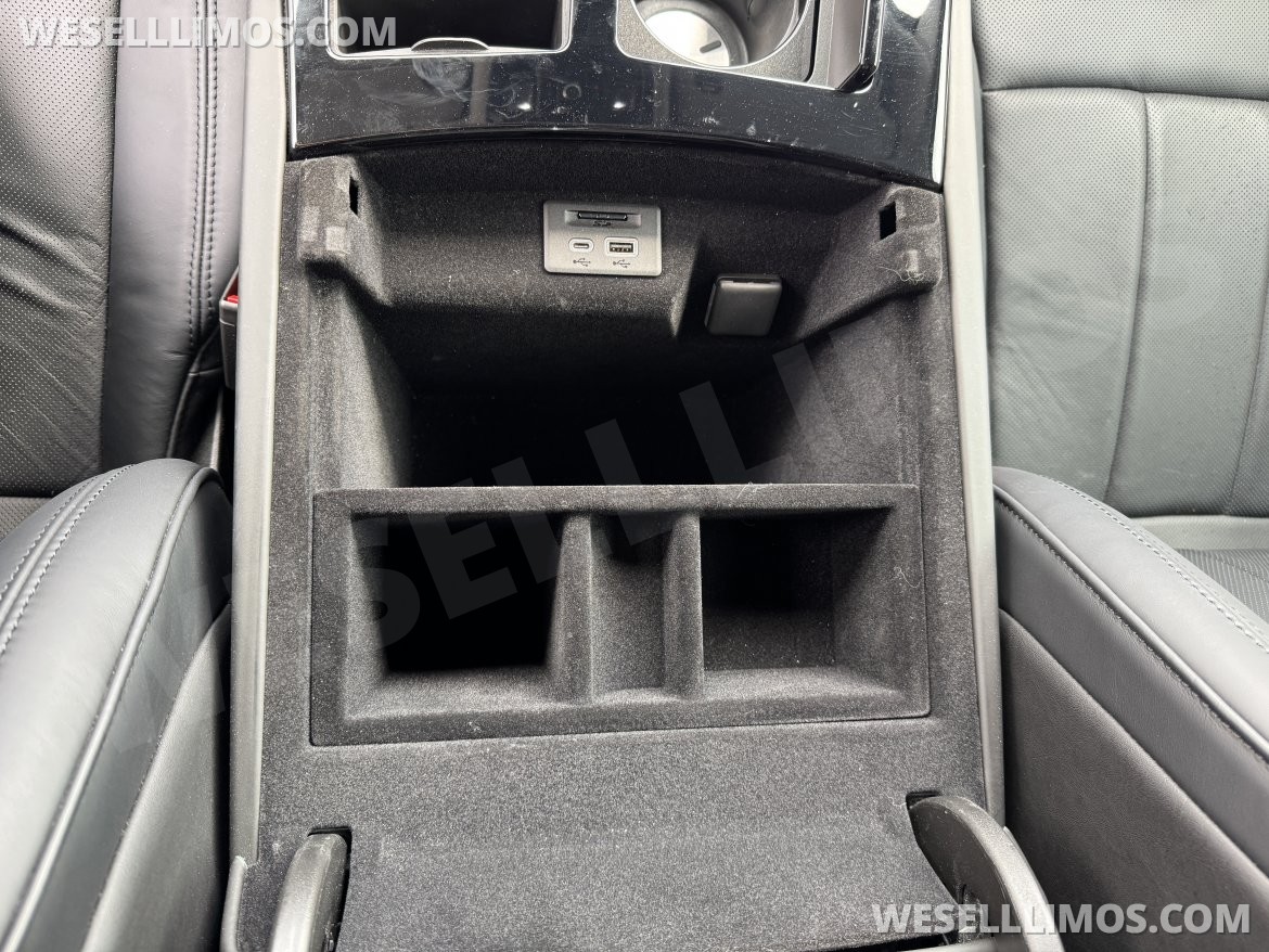 CEO SUV Mobile Office for Sale in Cypress, TX - Photo 15