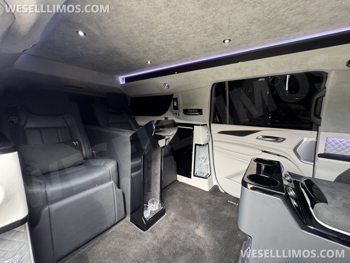 CEO SUV Mobile Office for Sale in Cypress, TX - Photo 18