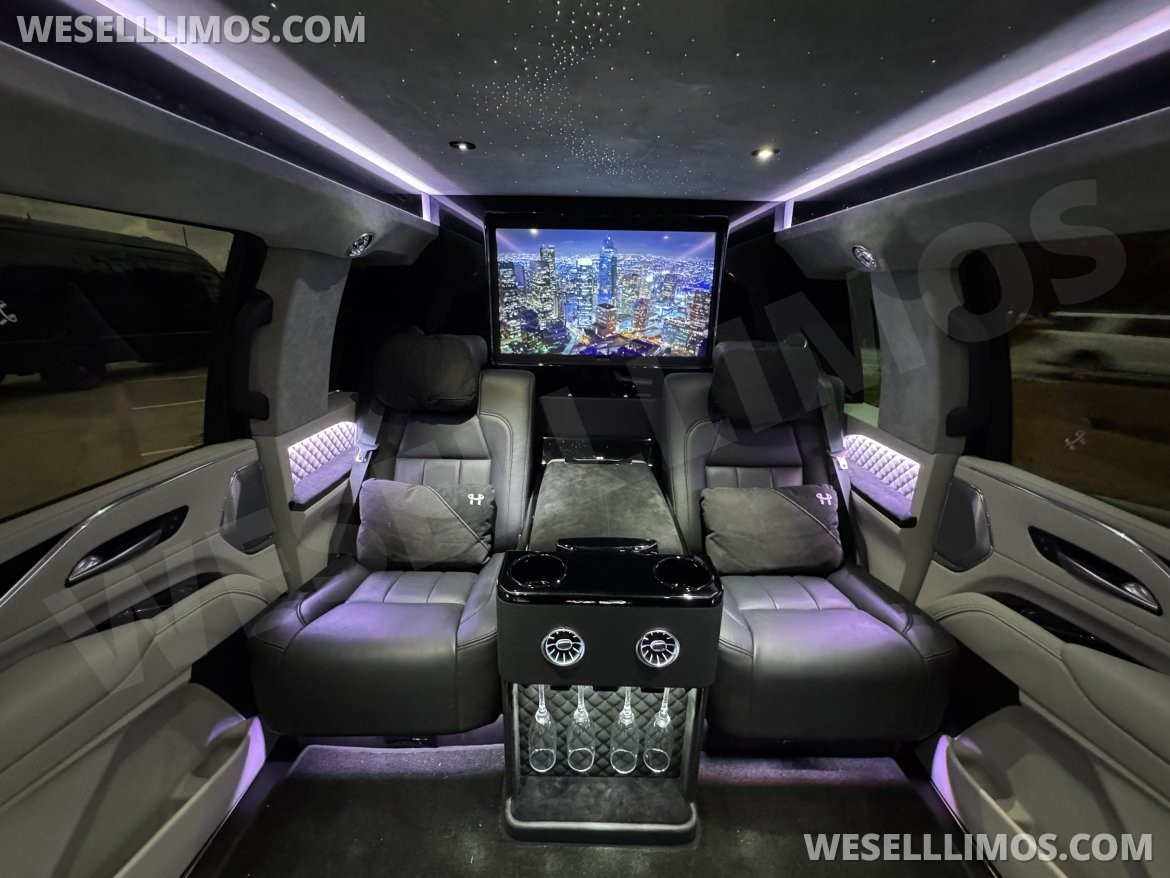 CEO SUV Mobile Office for Sale in Cypress, TX - Photo 19