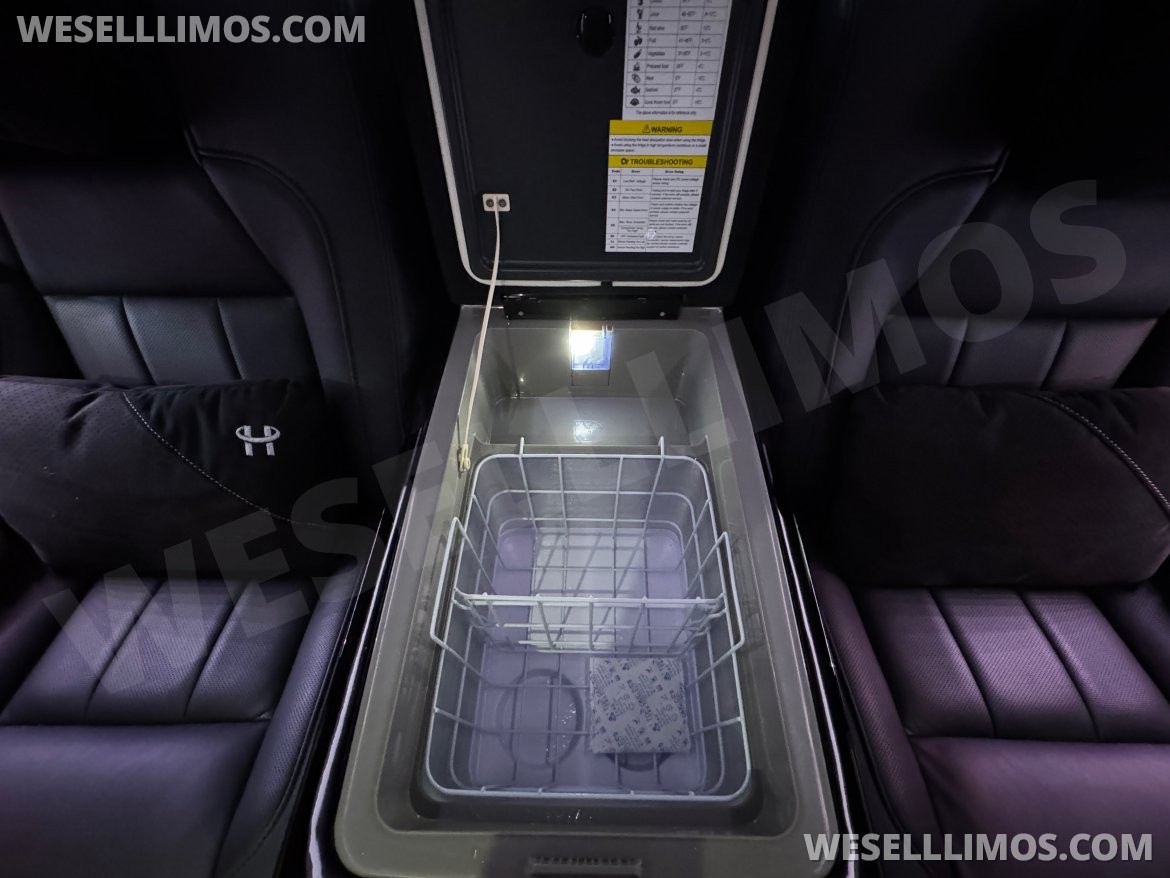CEO SUV Mobile Office for Sale in Cypress, TX - Photo 23