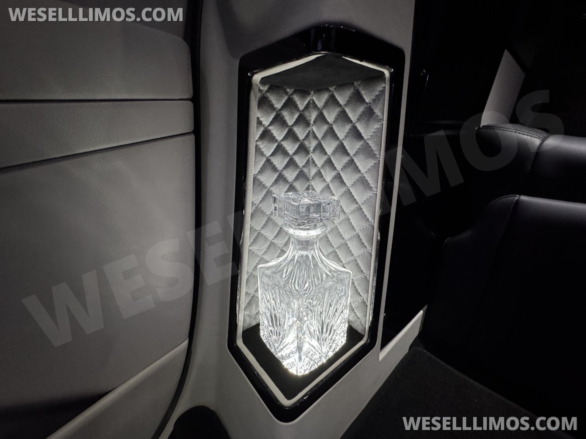 CEO SUV Mobile Office for Sale in Cypress, TX - Photo 26