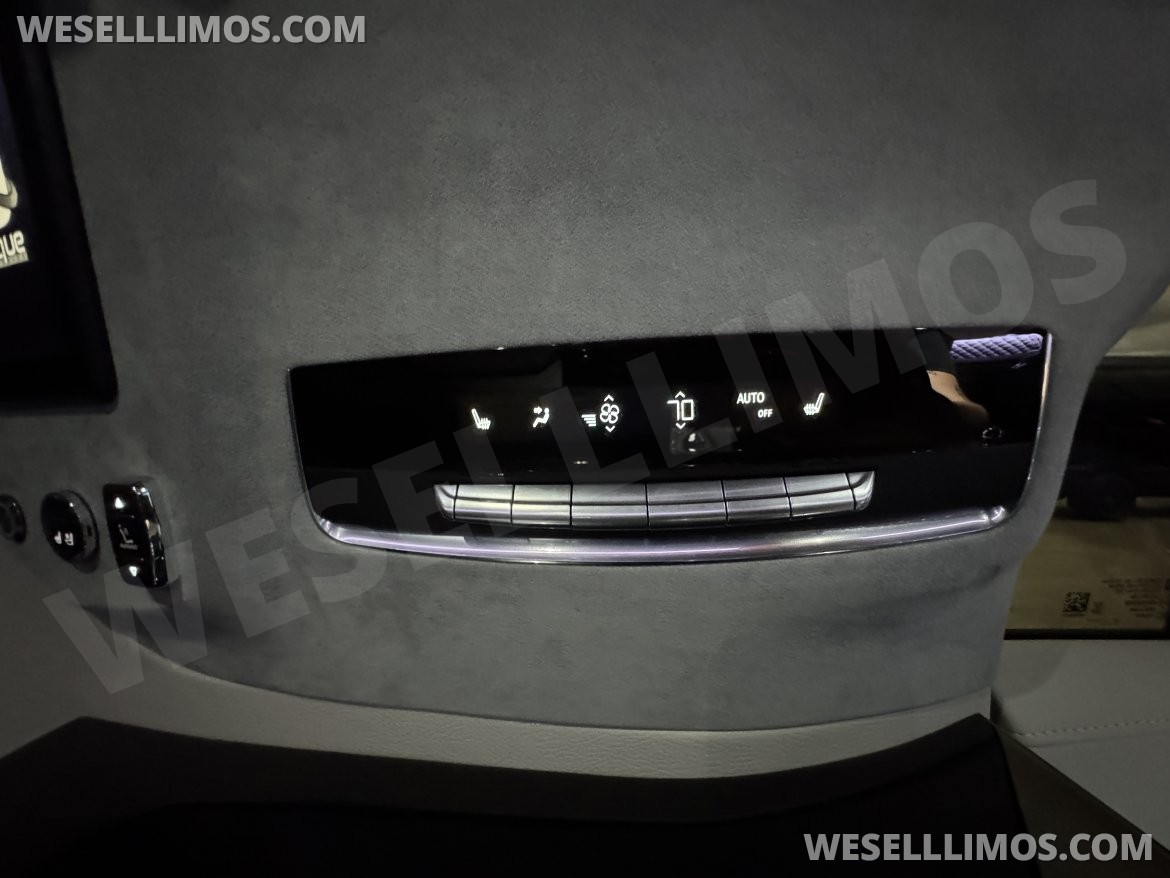 CEO SUV Mobile Office for Sale in Cypress, TX - Photo 31