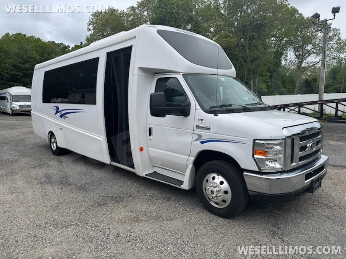 Executive Shuttle for Sale in Westport, MA - Main Photo