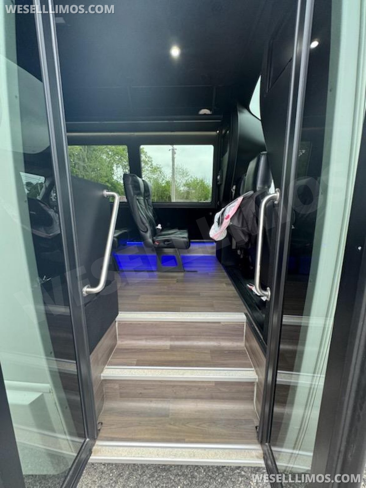 Executive Shuttle for Sale in Westport, MA - Photo 2