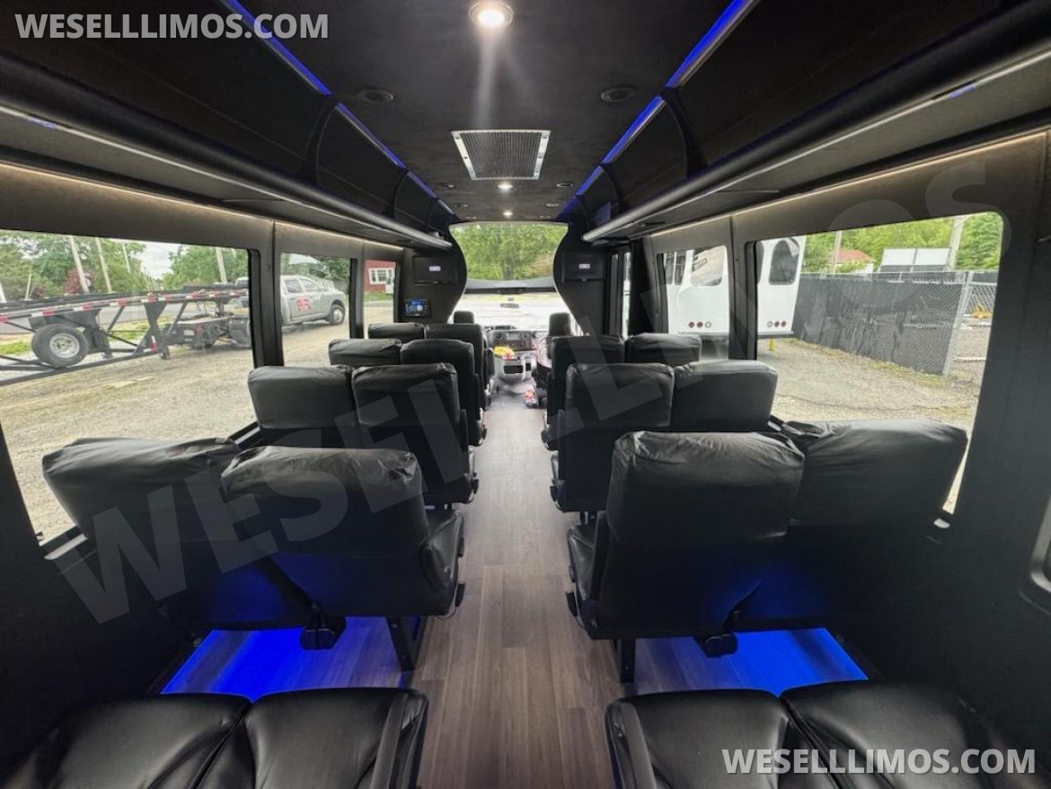 Executive Shuttle for Sale in Westport, MA - Photo 5