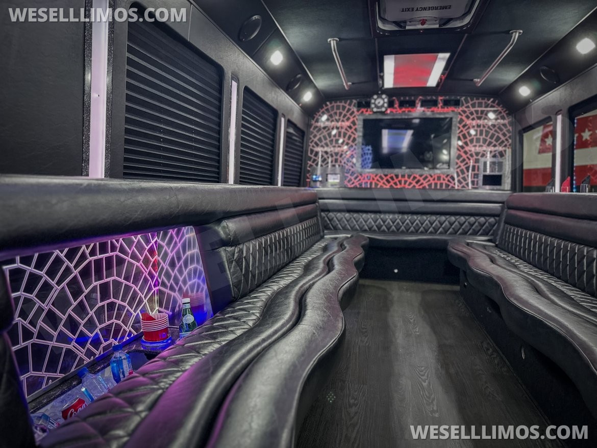 Limo Bus for Sale in Miami, FL - Photo 8
