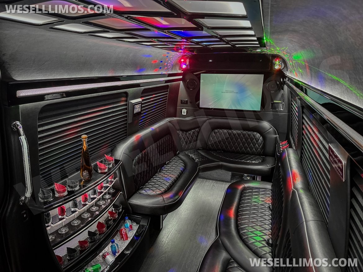 Sprinter for Sale in Miami, FL - Photo 4