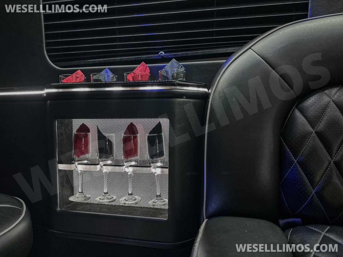 Sprinter for Sale in Miami, FL - Photo 7