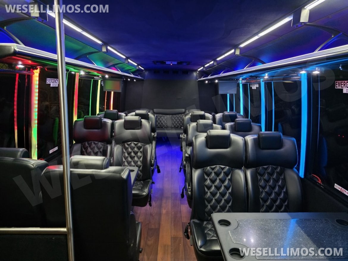 Limo Bus for Sale in Erie, PA - Photo 5