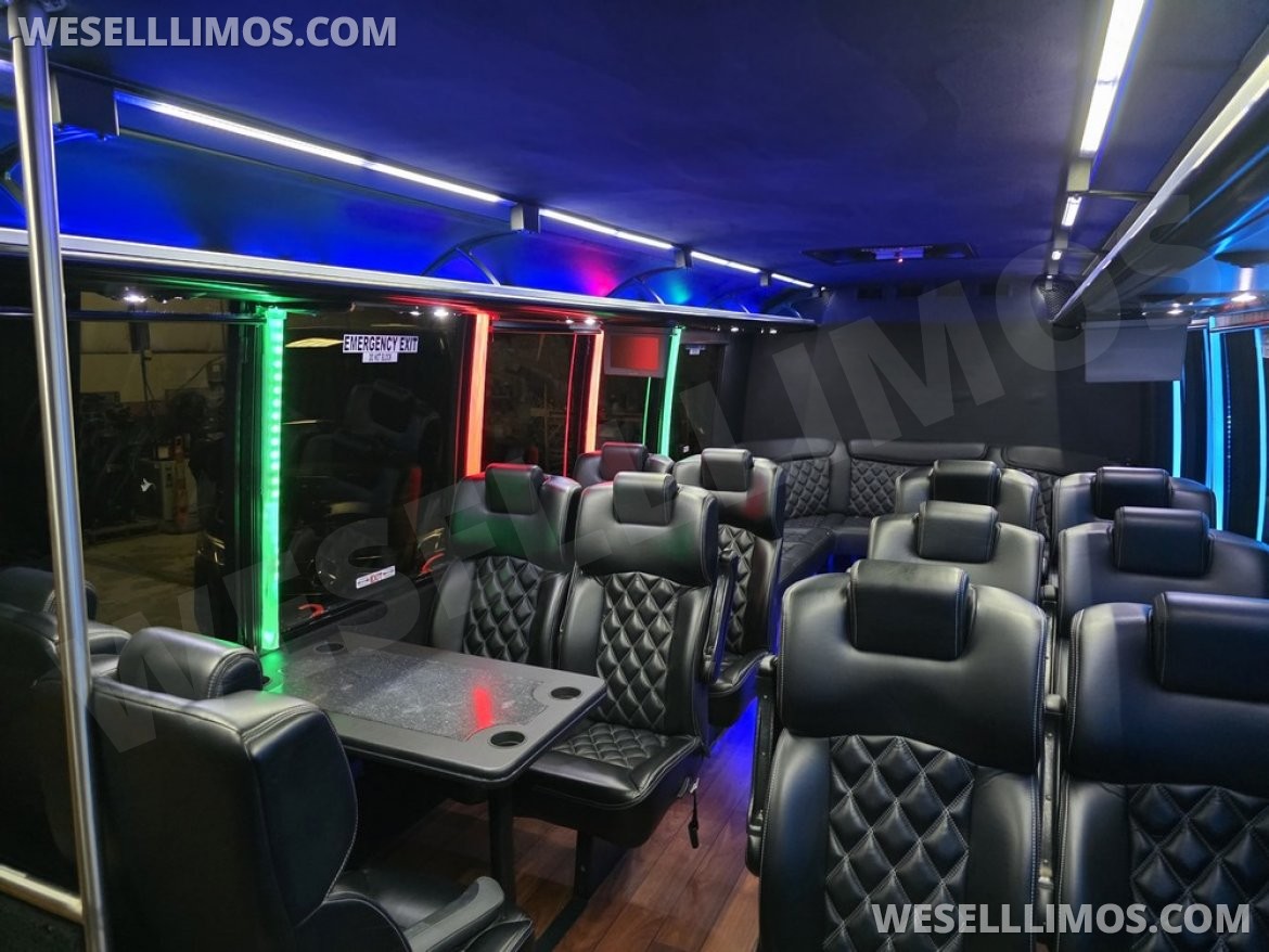 Limo Bus for Sale in Erie, PA - Photo 8