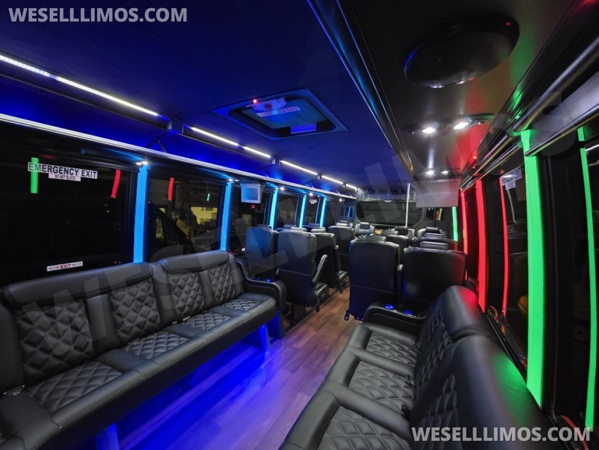 Limo Bus for Sale in Erie, PA - Photo 13
