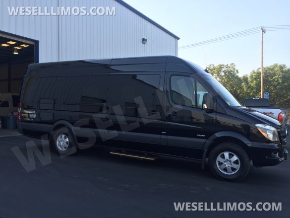 2016 Mercedes-Benz 2500 170’EXT Sprinter for Sale in Visalia, CA - Photo 2