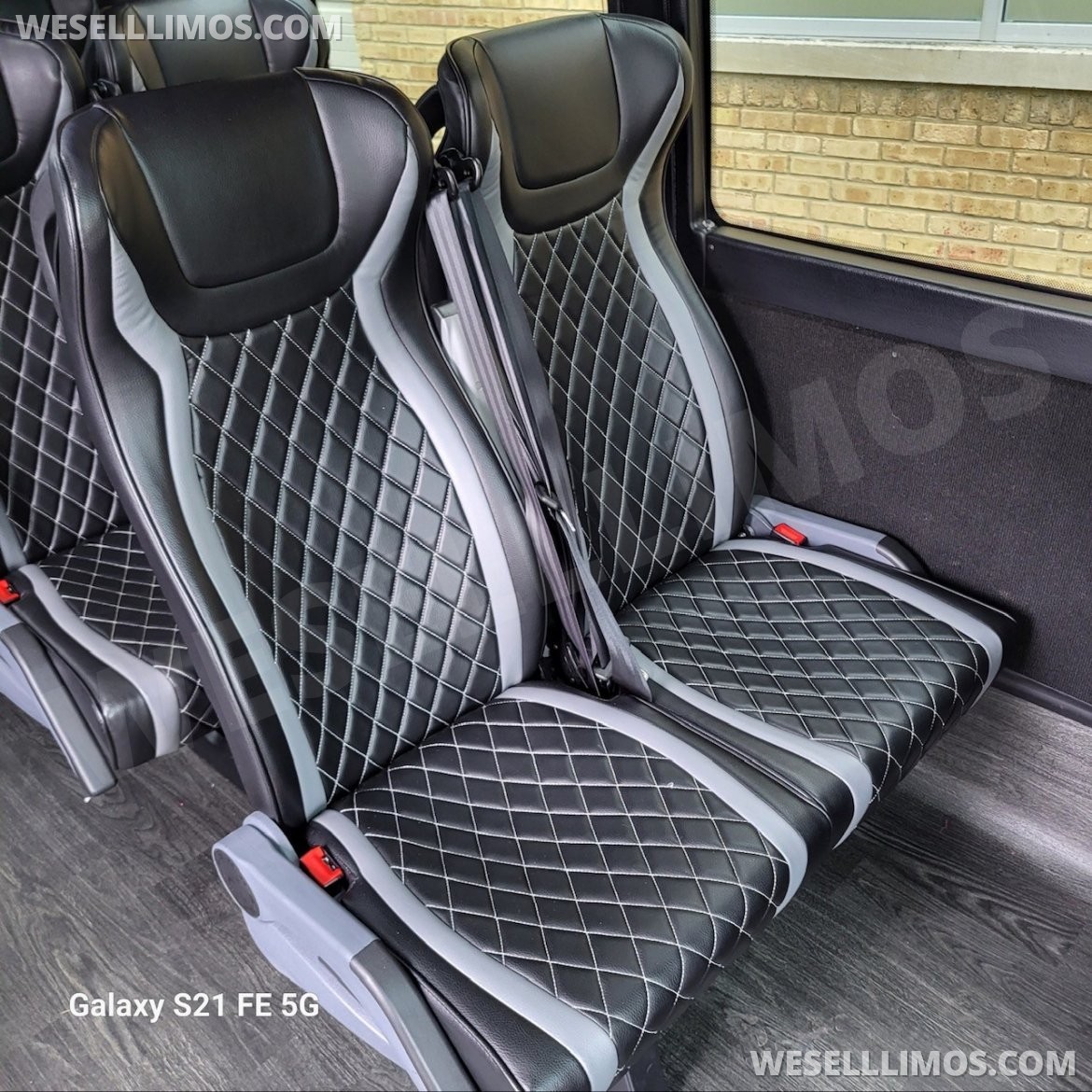Executive Shuttle for Sale in Addison, IL - Photo 2