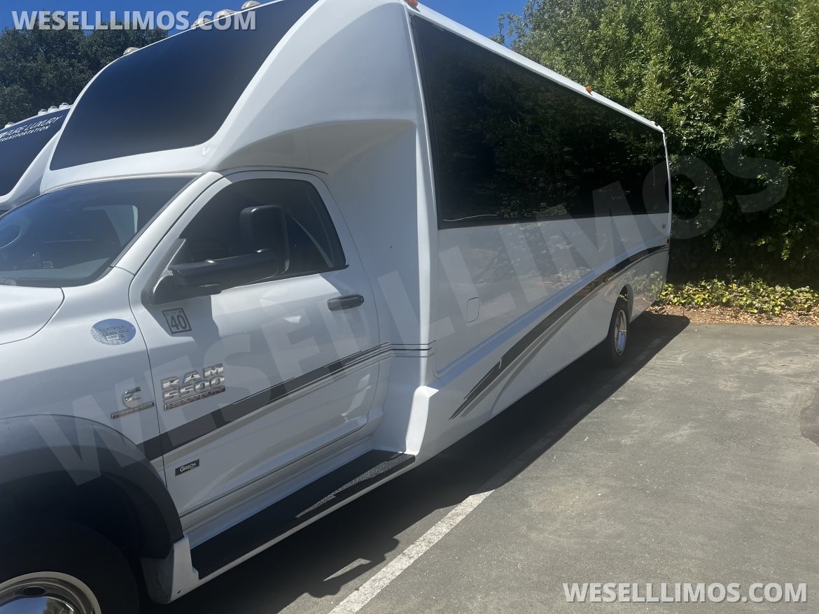 Executive Shuttle for Sale in Laguna Niguel, CA - Photo 8