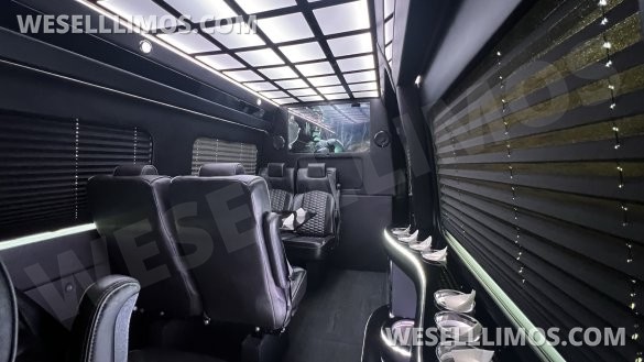 2020 Mercedes-Benz Sprinter 2500 170 Ext Sprinter for Sale in Anahiem, CA - Photo 2