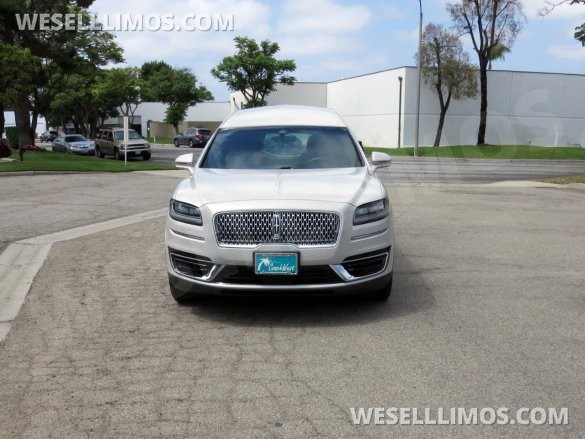 2020 Lincoln Nautilus Grand Legacy Limited Funeral for Sale in Carson, CA - Photo 2