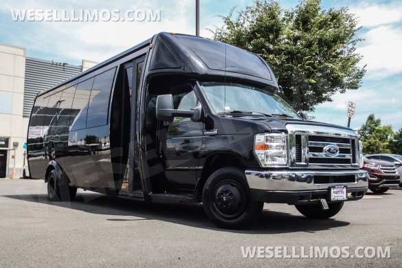 2018 Ford E-450SD Limo Bus for Sale in Chantilly, VA - Main Photo