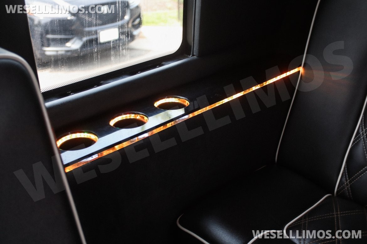 Limo Bus for Sale in Chantilly, VA - Photo 14