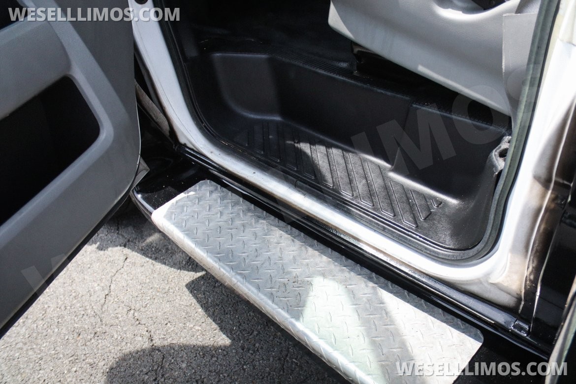 Limo Bus for Sale in Chantilly, VA - Photo 48