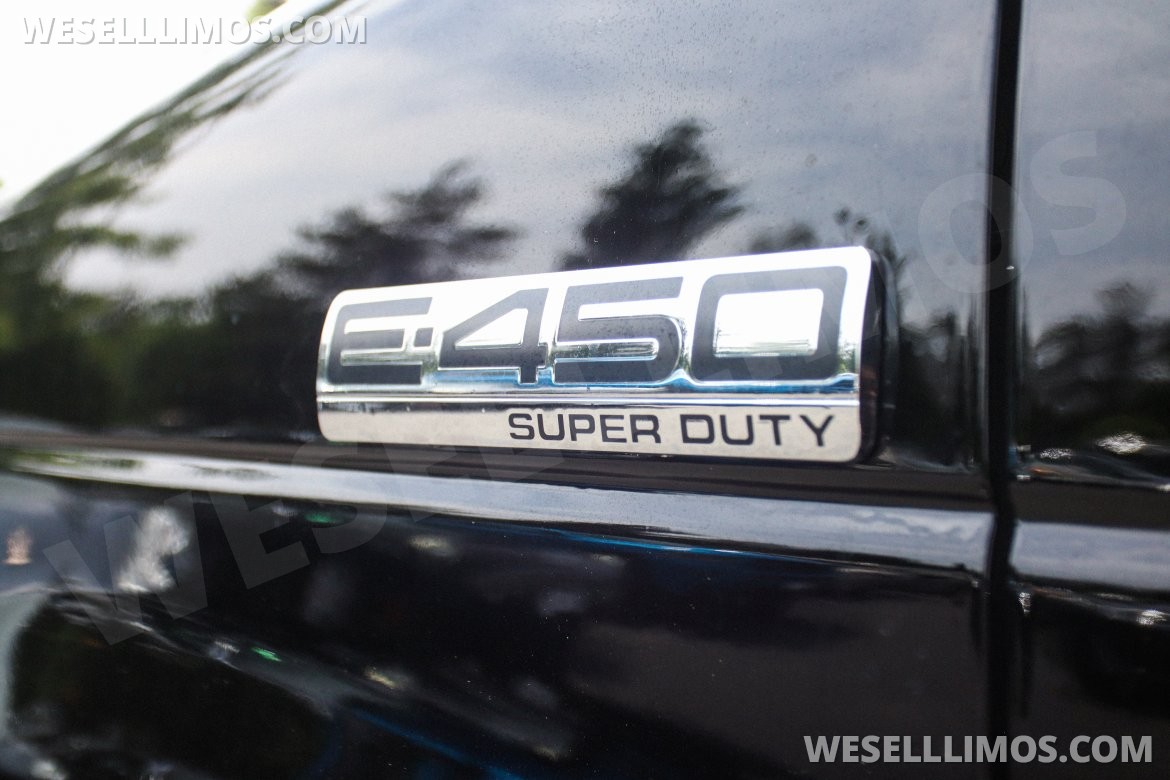 Limo Bus for Sale in Chantilly, VA - Photo 49