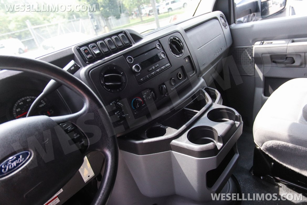 Limo Bus for Sale in Chantilly, VA - Photo 58
