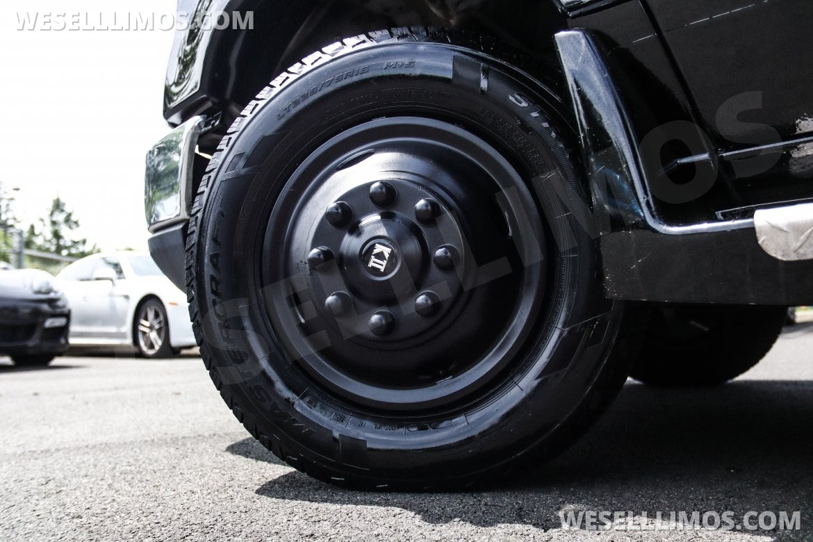 Limo Bus for Sale in Chantilly, VA - Photo 69
