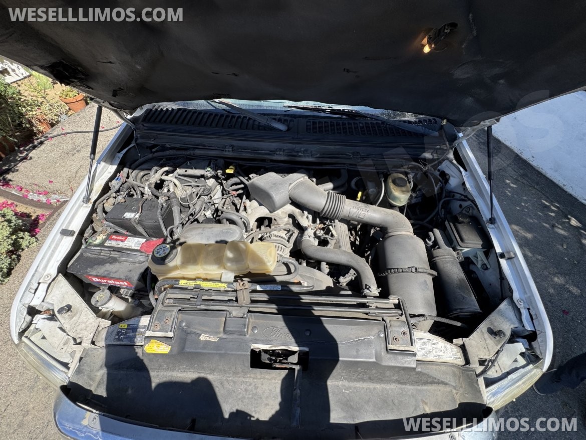 SUV Stretch for Sale in santa clarita, CA - Photo 8