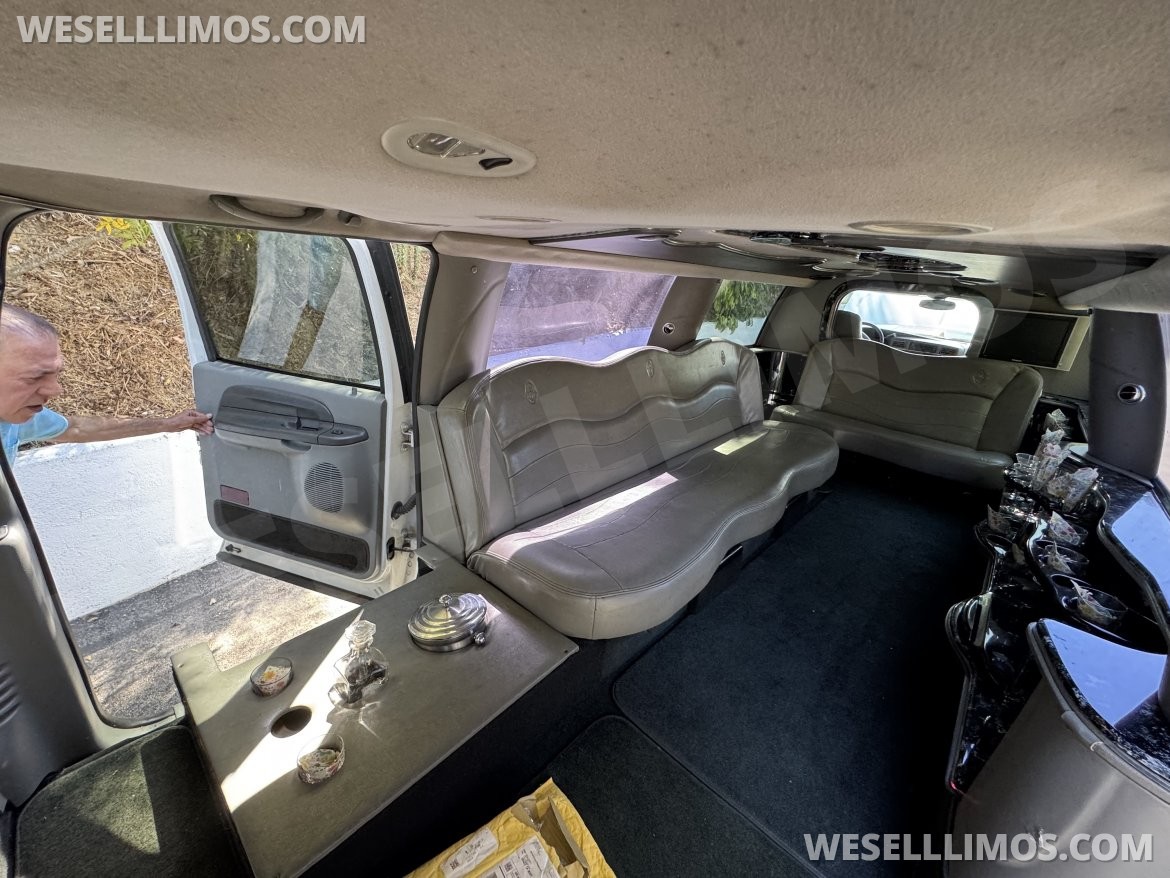 SUV Stretch for Sale in santa clarita, CA - Photo 9
