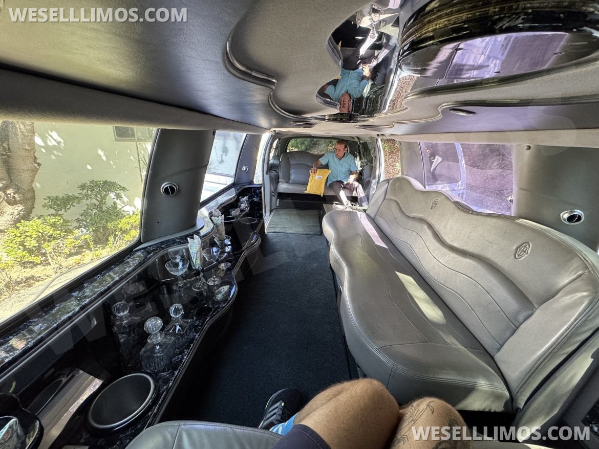 SUV Stretch for Sale in santa clarita, CA - Photo 19