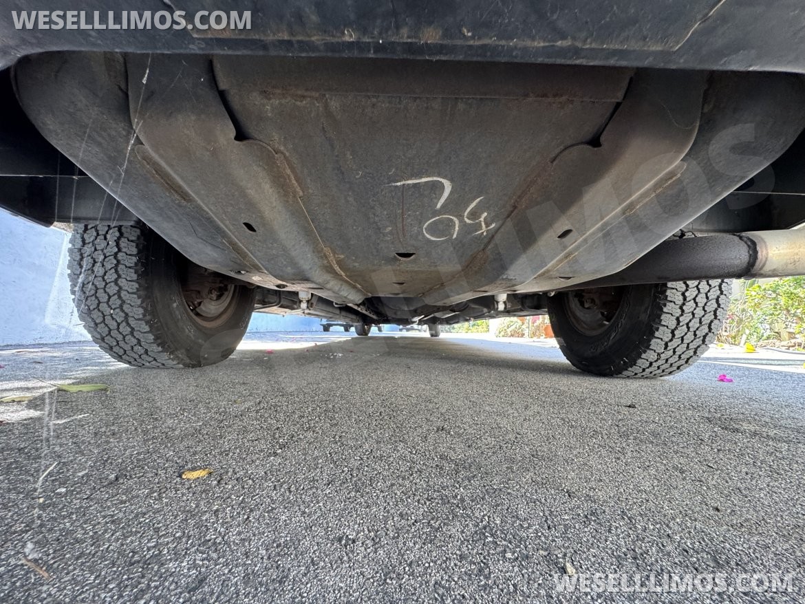 SUV Stretch for Sale in santa clarita, CA - Photo 24