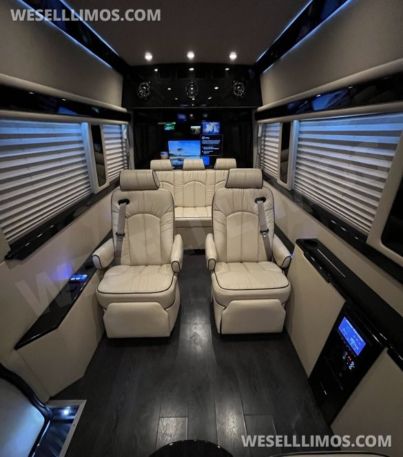 2014 Mercedes-Benz Sprinter 2500 Business Class Sprinter for Sale in Richmond, VA - Photo 2