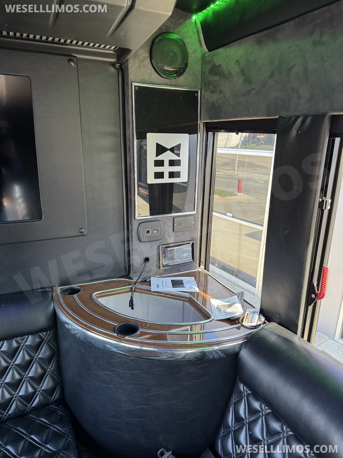 Limo Bus for Sale in Laguna Niguel, CA - Photo 13
