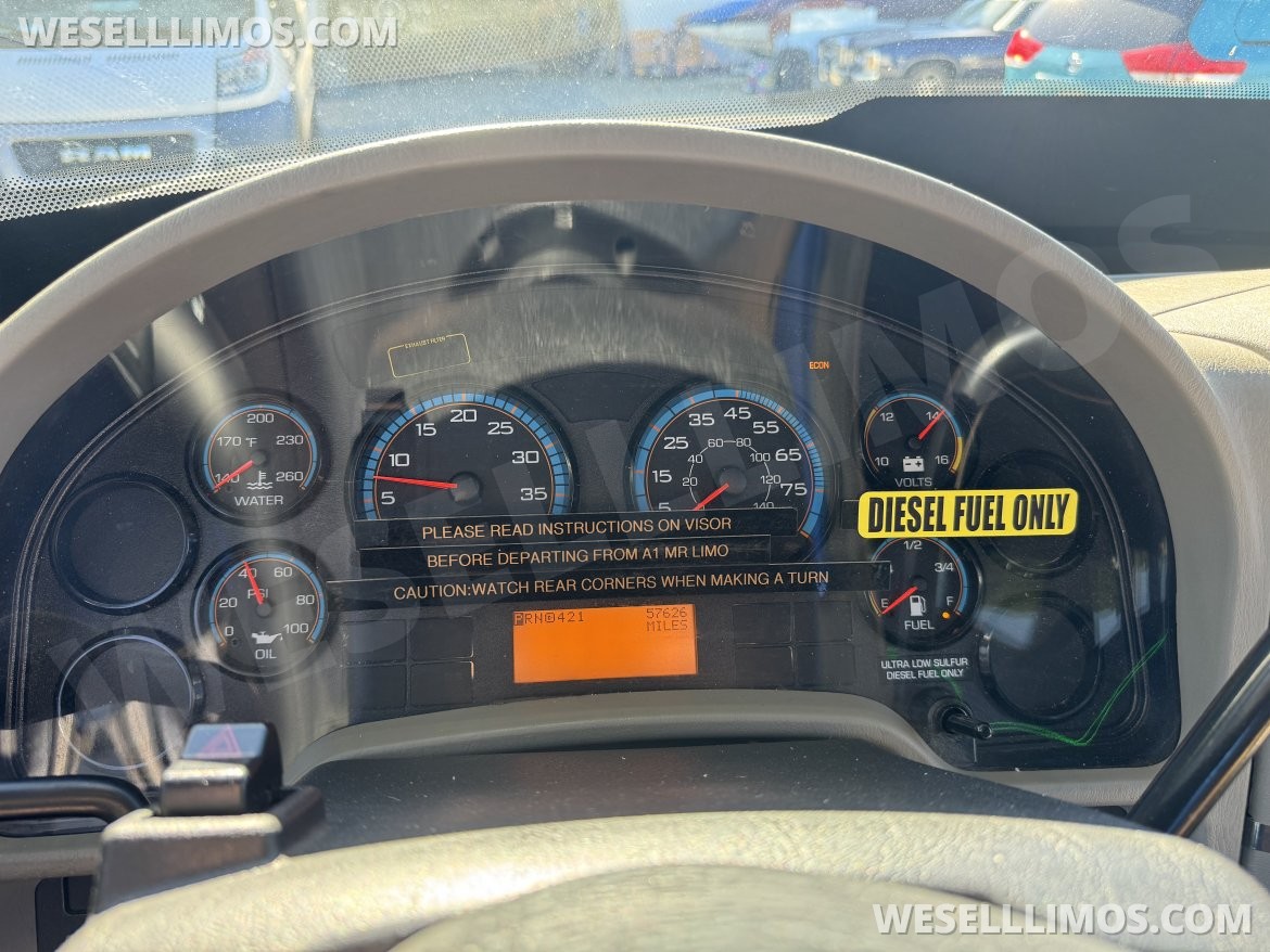 Limo Bus for Sale in Laguna Niguel, CA - Photo 16