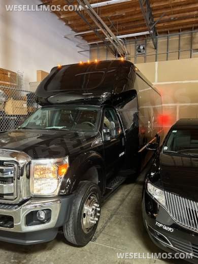 2012 Newport Carter Reed Grech Engineer Ford F550 Executive Shuttle - Executive Shuttle for Sale in Sacramento, CA - Photo 10